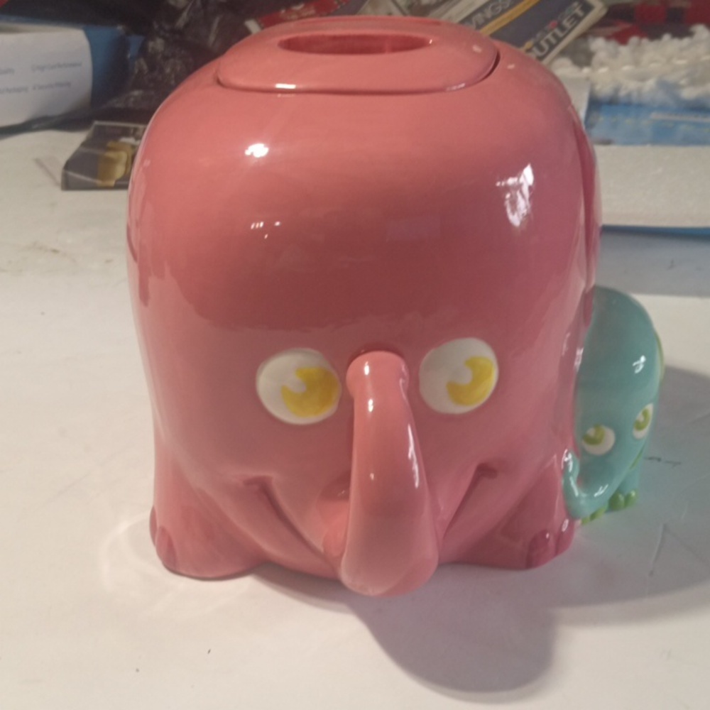 Cookie jar